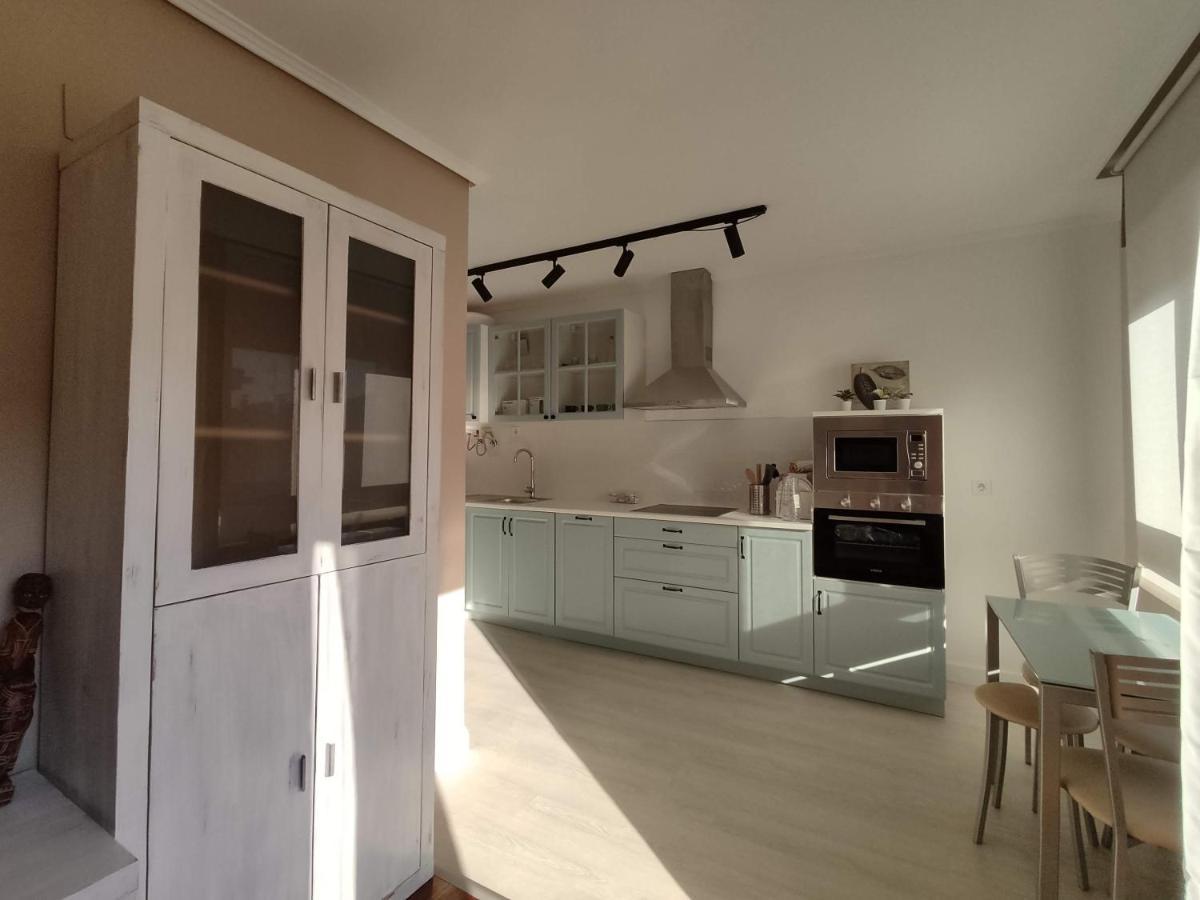 Acogedor Apartamento Junto A La Plaza Villasana de Mena Bagian luar foto