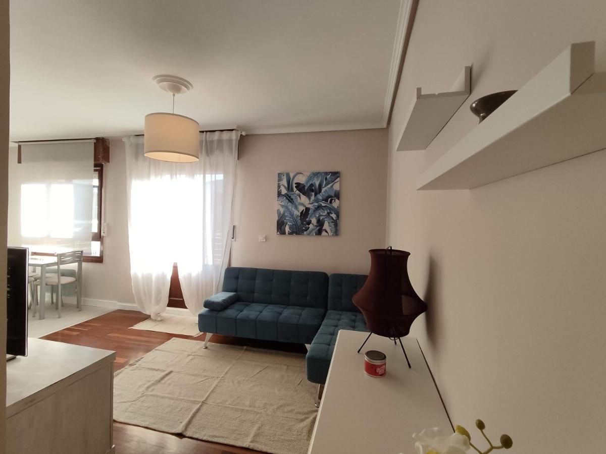 Acogedor Apartamento Junto A La Plaza Villasana de Mena Bagian luar foto