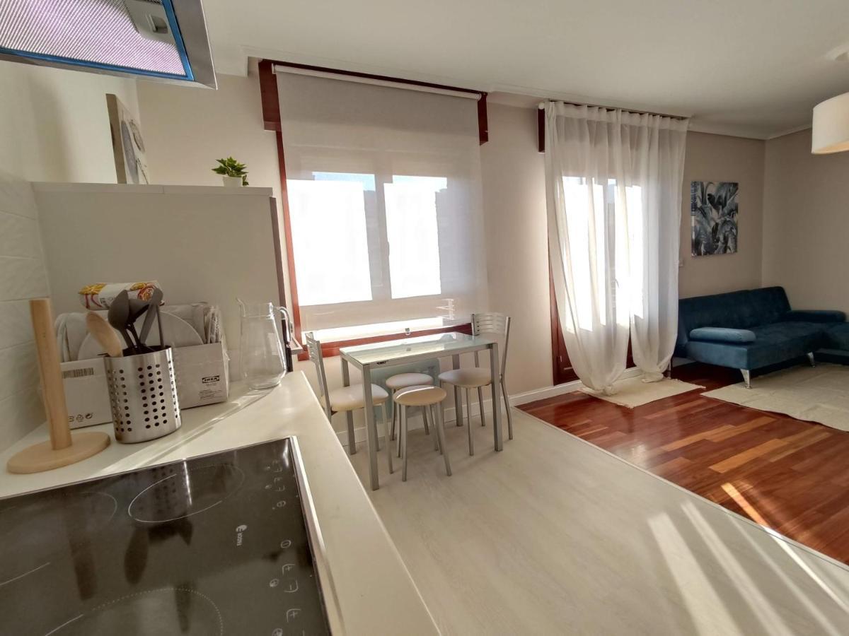 Acogedor Apartamento Junto A La Plaza Villasana de Mena Bagian luar foto